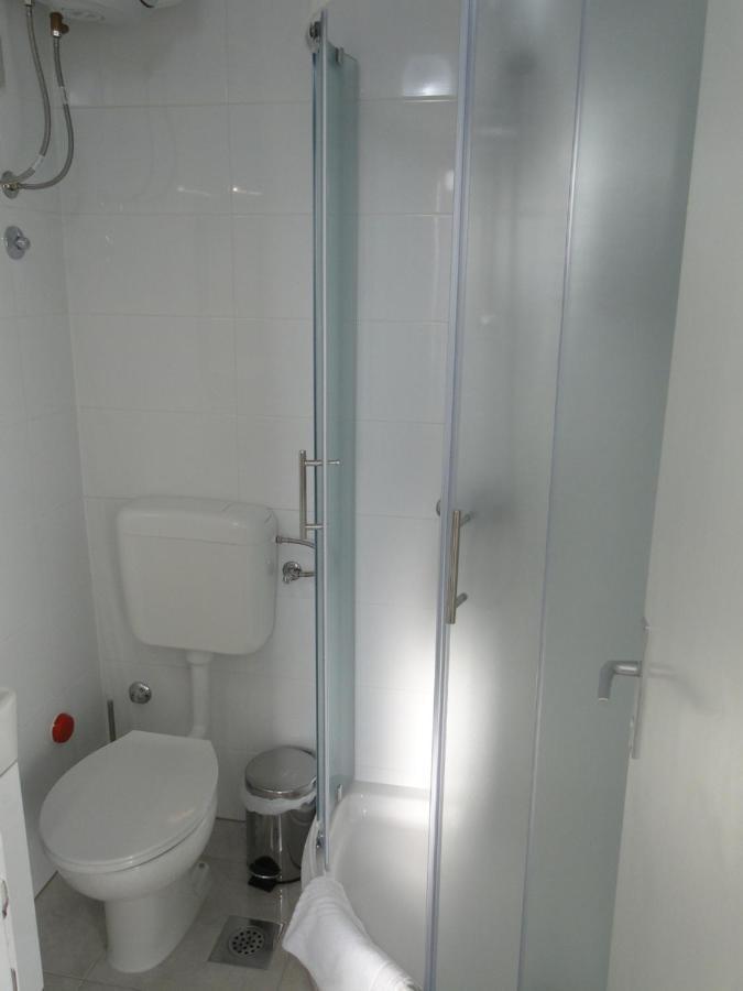 Lucija Apartamento Primošten Exterior foto