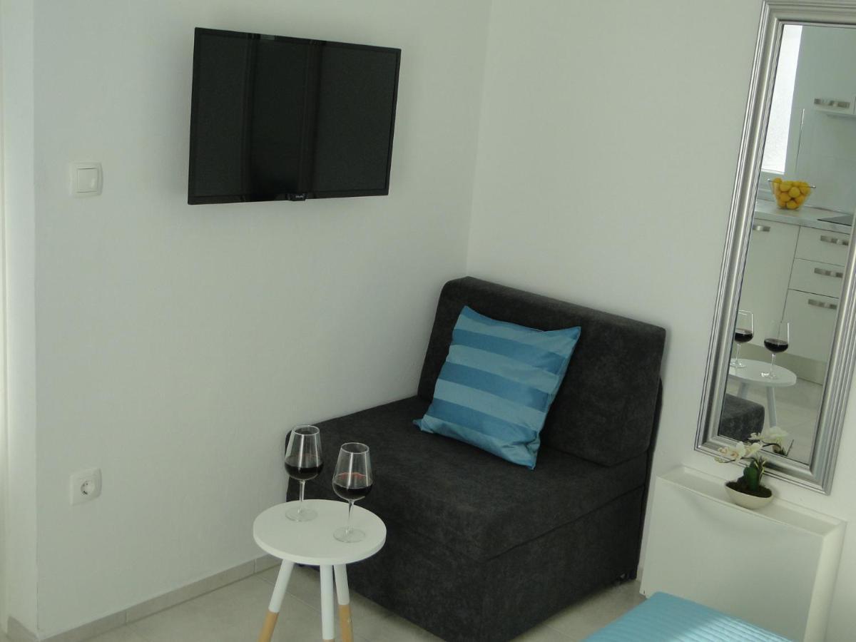 Lucija Apartamento Primošten Exterior foto